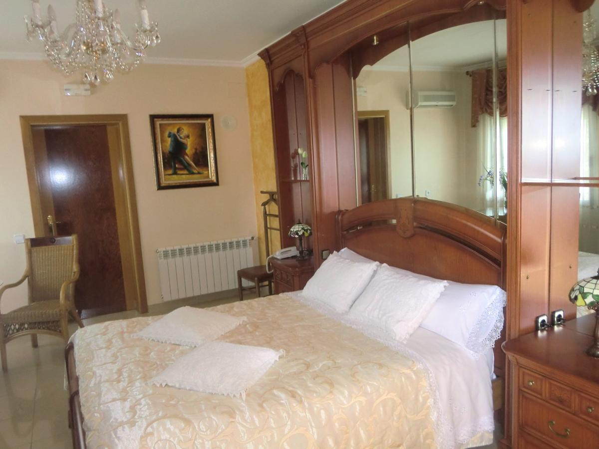 Hotel Gasaqui Ayelo de Malferit Стая снимка